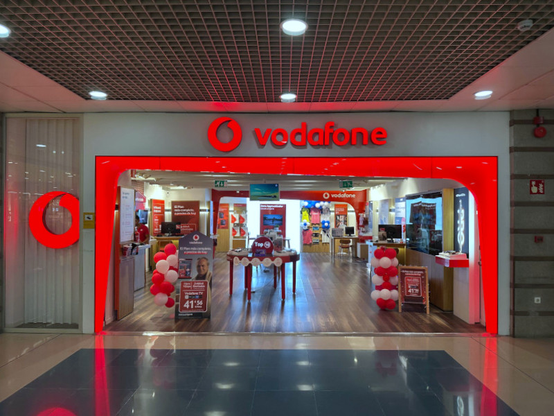 Tienda en C.C. Carrefour A&ntilde;aza